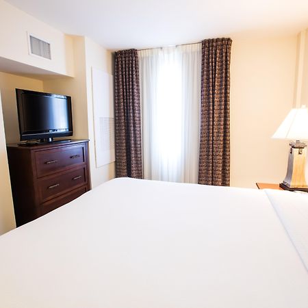 Staybridge Suites Austin Airport By Ihg Ngoại thất bức ảnh