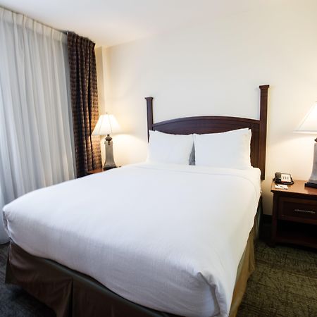 Staybridge Suites Austin Airport By Ihg Ngoại thất bức ảnh
