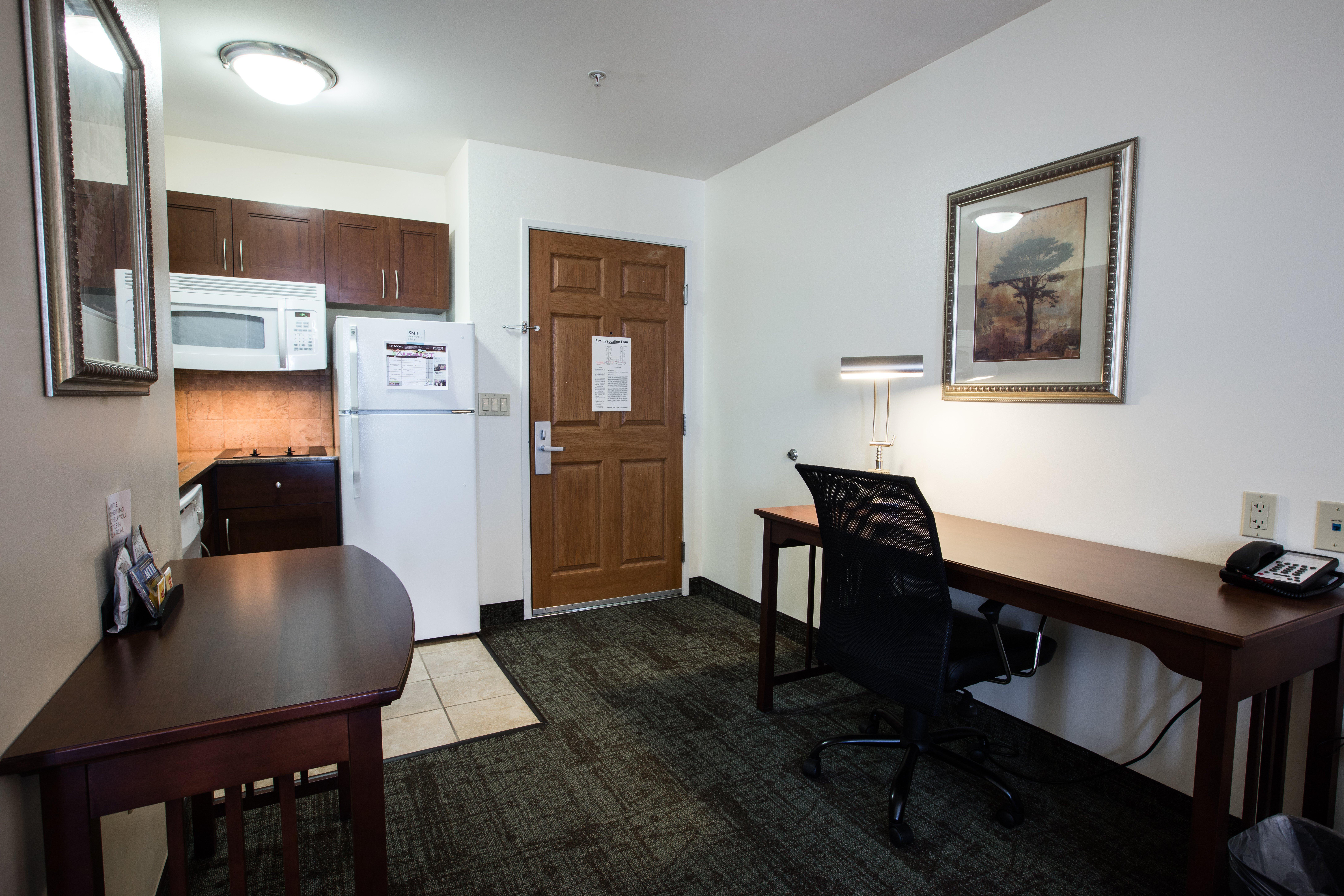 Staybridge Suites Austin Airport By Ihg Ngoại thất bức ảnh